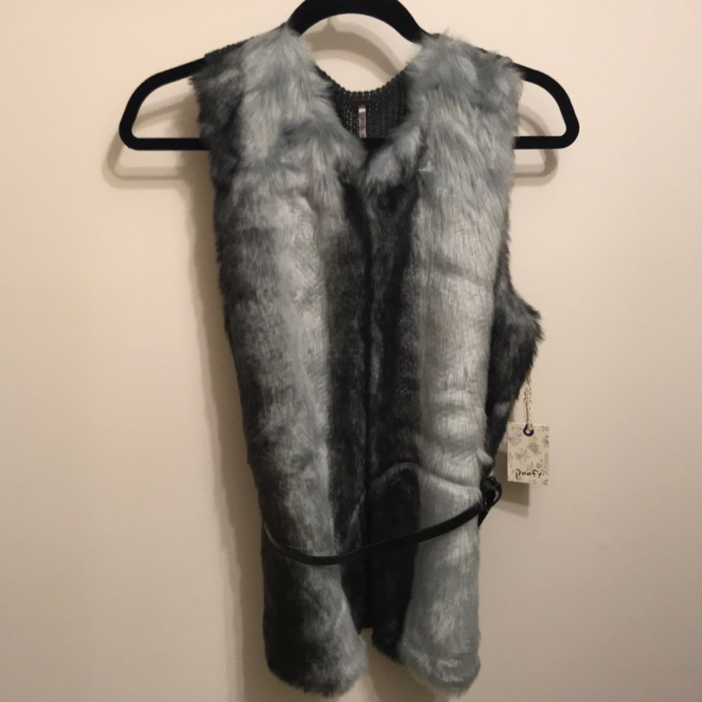 Belted fur sweater vest